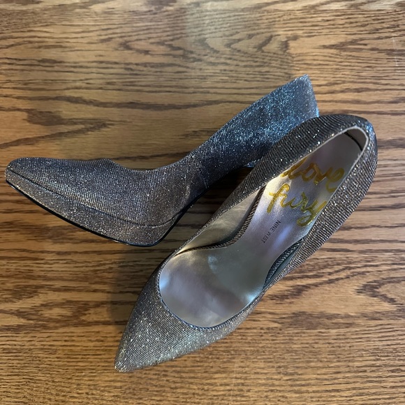 STUNNING silver and gold sparkle heals by Nine West- never worn - Picture 3 of 5